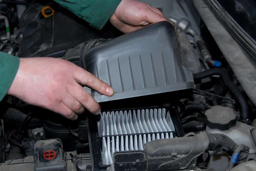 Maximizing Your Vehicle's Performance: The Importance of Filters and Fluids Service